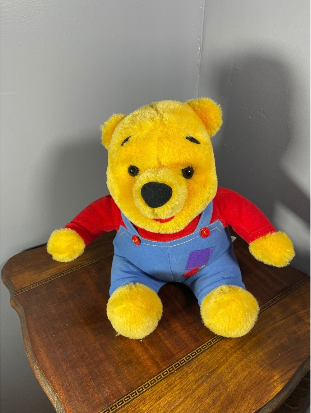 Vintage 1997 Mattel Animated Winnie the Pooh Plush 12”Talking/Moving/Nose Works